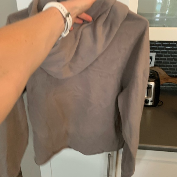 Abercrombie sweatshirt - Picture 4 of 5